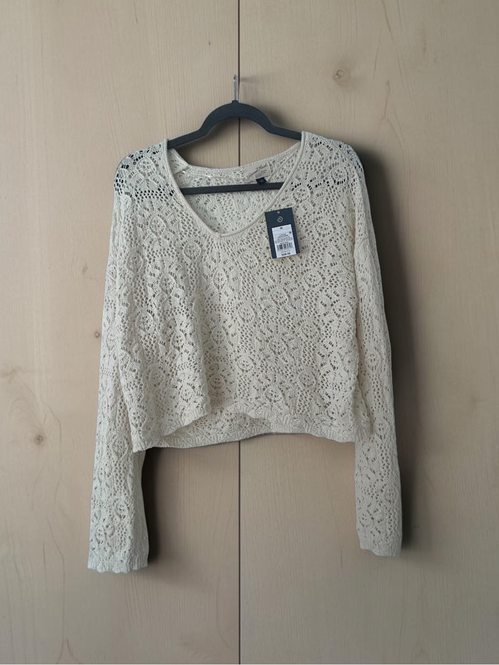 NEW Universal Thread Cream Crochet V-Neck Cropped Sweater